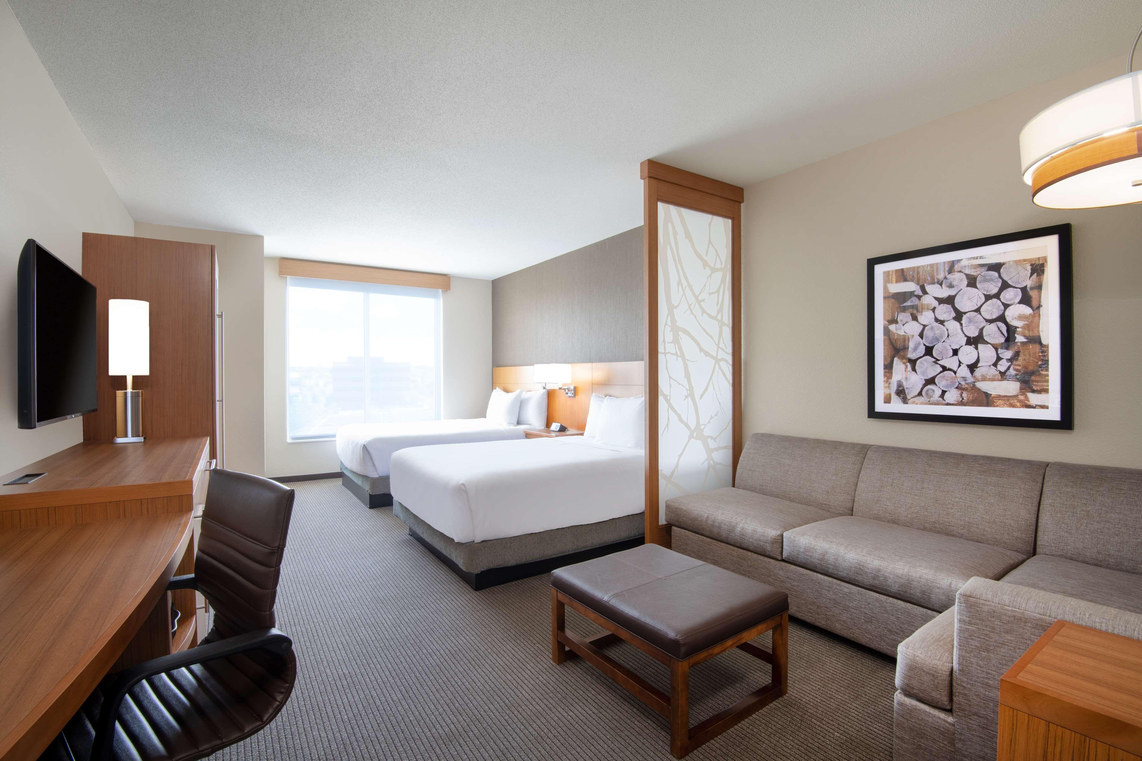 Hyatt Place Denver 3*